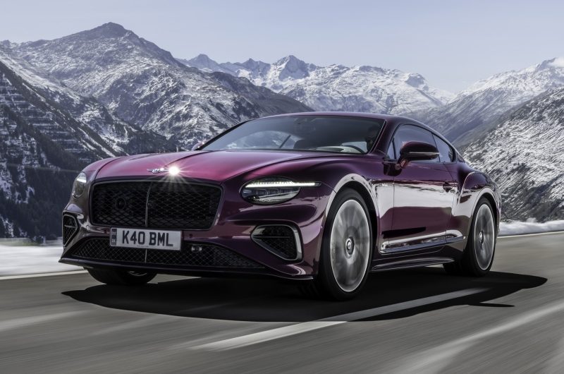 Bentley откладывает тотальное «озеленение» и смещает фокус на гибриды