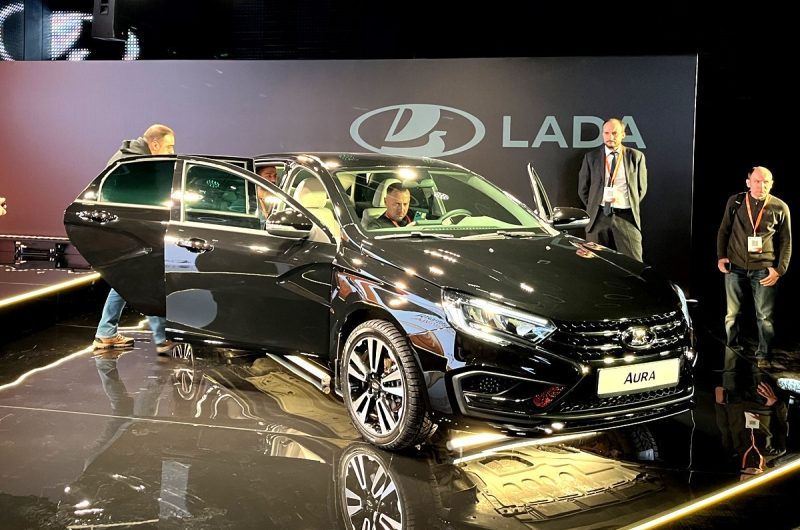 Глава АВТОВАЗа назвал ориентировочный ценник бизнес-седана Lada Aura