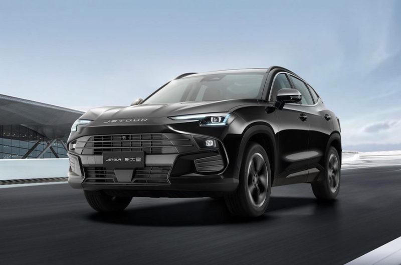 Представлен обновлённый Jetour Dashing: младшему мотору добавили мощности