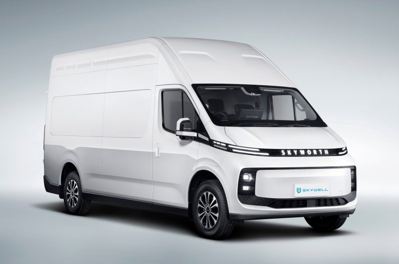 Ещё одна премьера Skywell в Париже: большой электрический фургон с модным дизайном