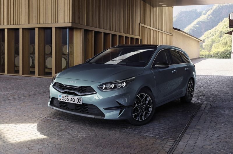 Хэтчбеку Kia Ceed добавили особую версию в Казахстане