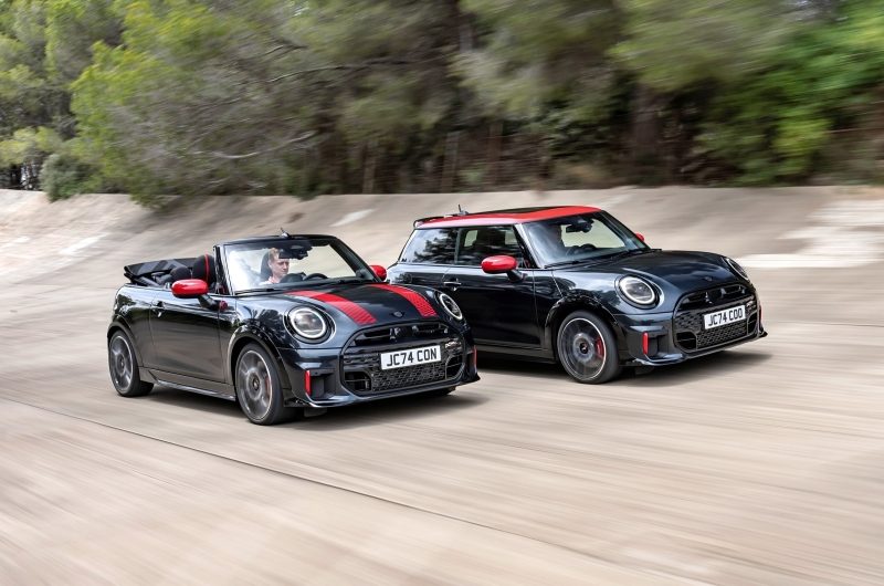Новый Mini JCW: теперь и бензиновая версия в кузовах хэтчбек и кабриолет
