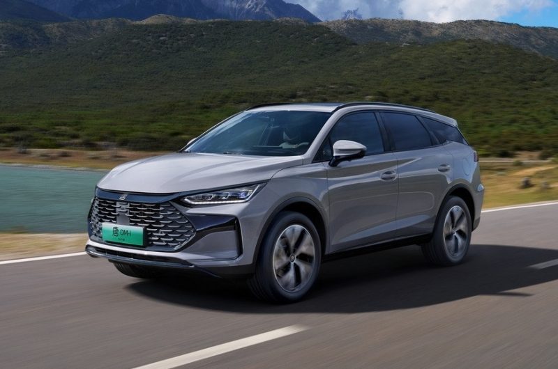 Обновлён кроссовер BYD Tang: меньше блеска, больше мощности