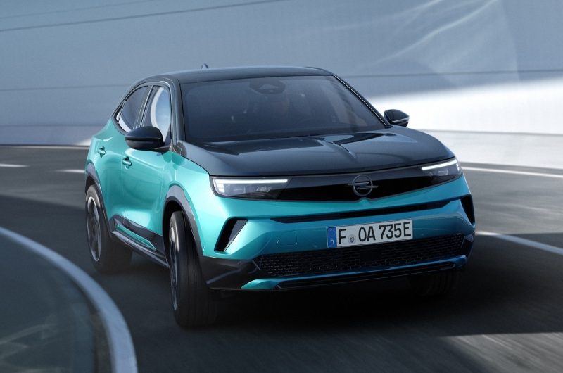 Opel официально представил обновлённый кроссовер Mokka и назвал цены