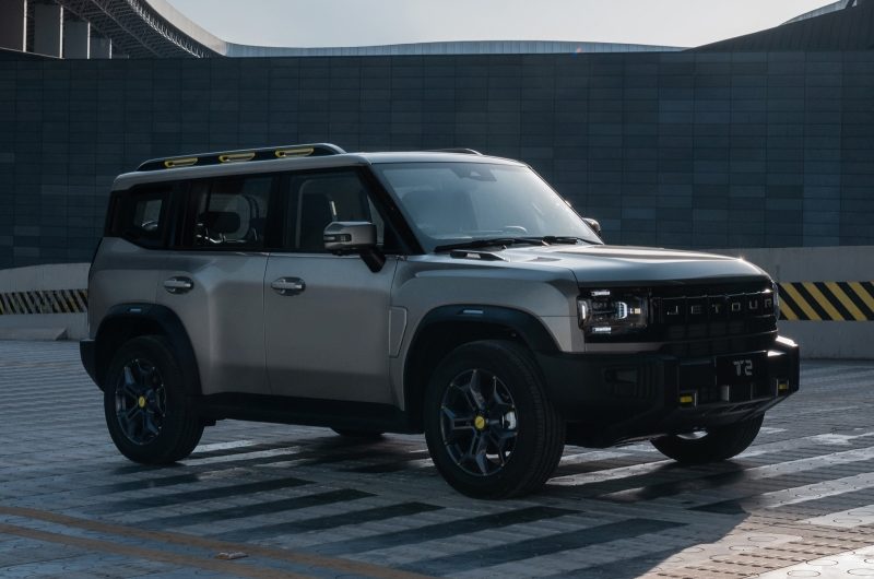 Стало известно, как изменились цены на автомобили в РФ после повышения утильсбора