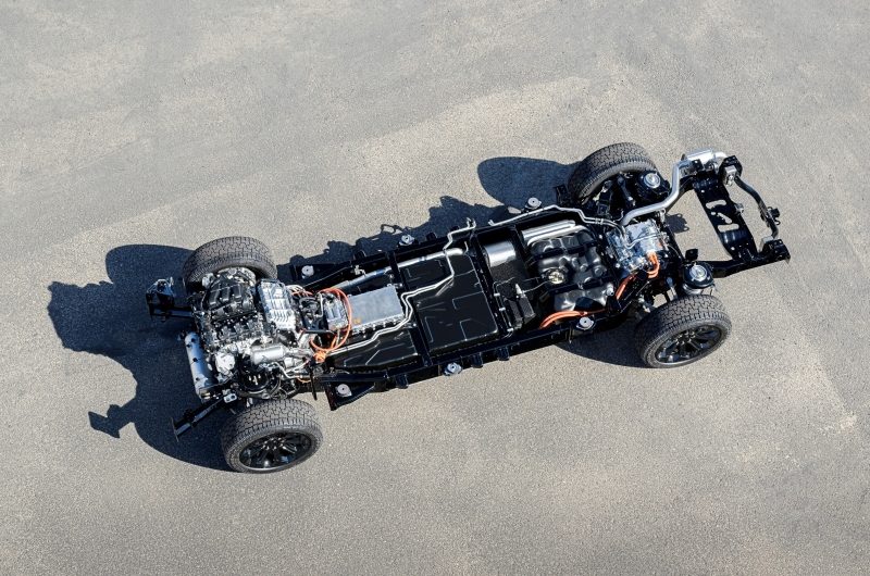 Платформа STLA Frame от Stellantis: подробности и задержка построенных на ней новинок