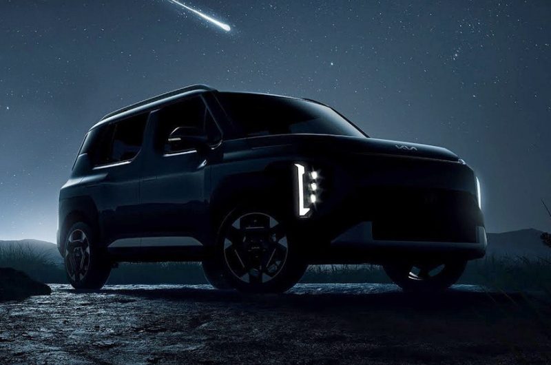 Необычный кроссовер Kia Syros показался на новых тизерах: модель может получить дизель