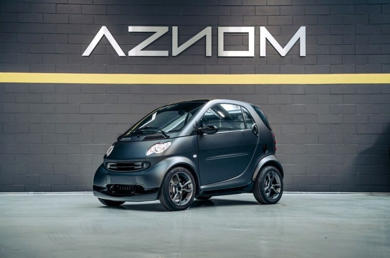 Smart fortwo первого поколения возвращается на рынок в виде электромода от Aznom