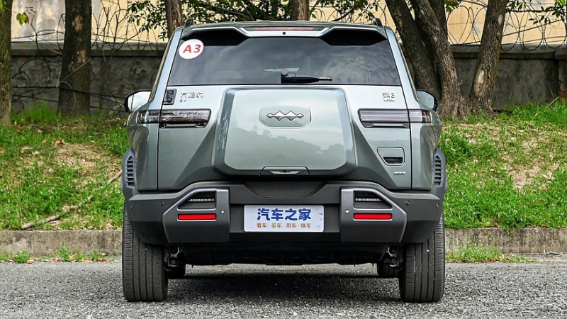 Брутальный кроссовер FangChengBao Tai 3 от BYD: серьёзный заряд по доступным ценам