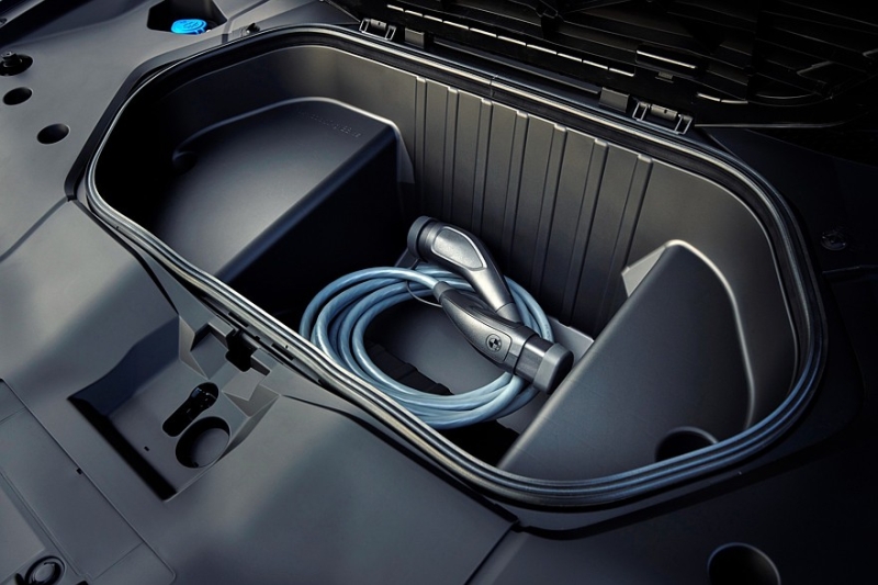 Новый BMW iX3: узкие ноздри, эксцентричный салон, 800 вольт и суперкомпьютеры