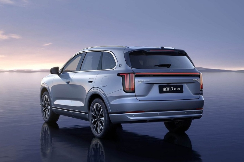 Новый большой кроссовер Jetour X70L готов к старту продаж