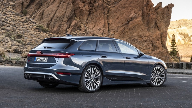Спрос не вдохновляет: Audi отказалась от &laquo;заряженных&raquo; лифтбека и универсала RS6 e-tron