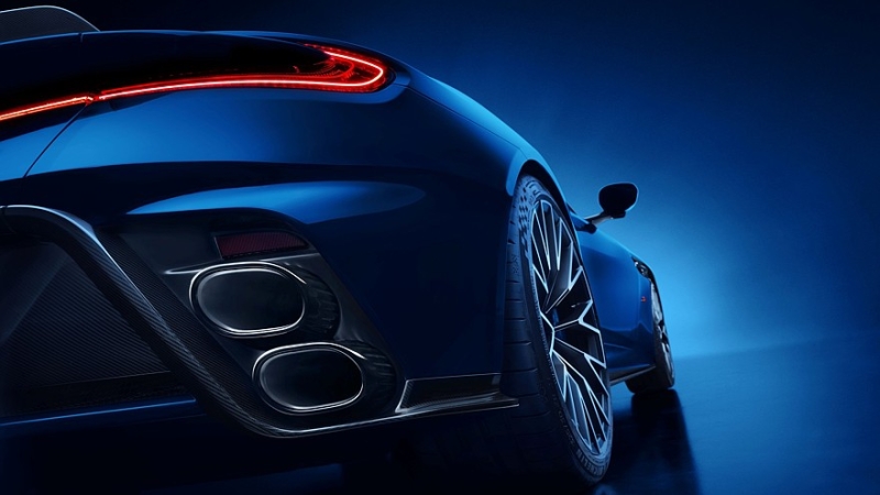 Aston Martin DB12 S: доработанное шасси и 700-сильный V8 с особо сочным звуком