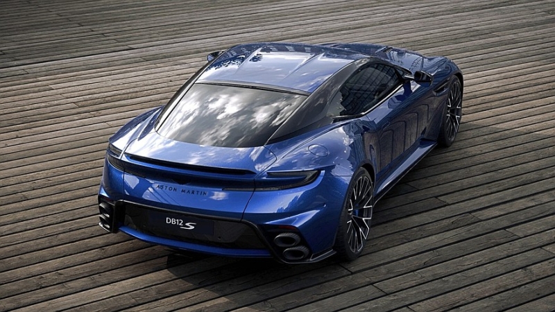 Aston Martin DB12 S: доработанное шасси и 700-сильный V8 с особо сочным звуком
