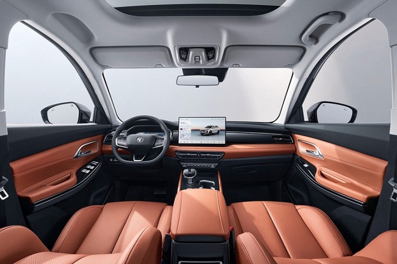 Changan CS75 Pro, бывший &laquo;престижный&raquo; Oshan, получил новый салон и более мощный мотор