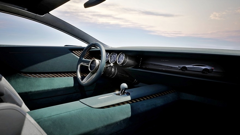 Эффектные новинки от Mazda: роторное кросс-купе и предвестник новой Mazda 2