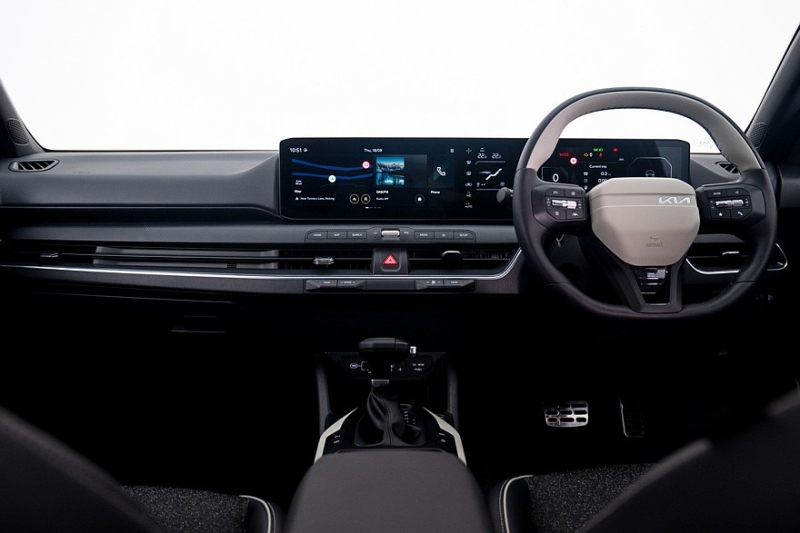 Хэтчбек Kia K4 приготовился к старту продаж в Европе, на очереди &ndash; универсал