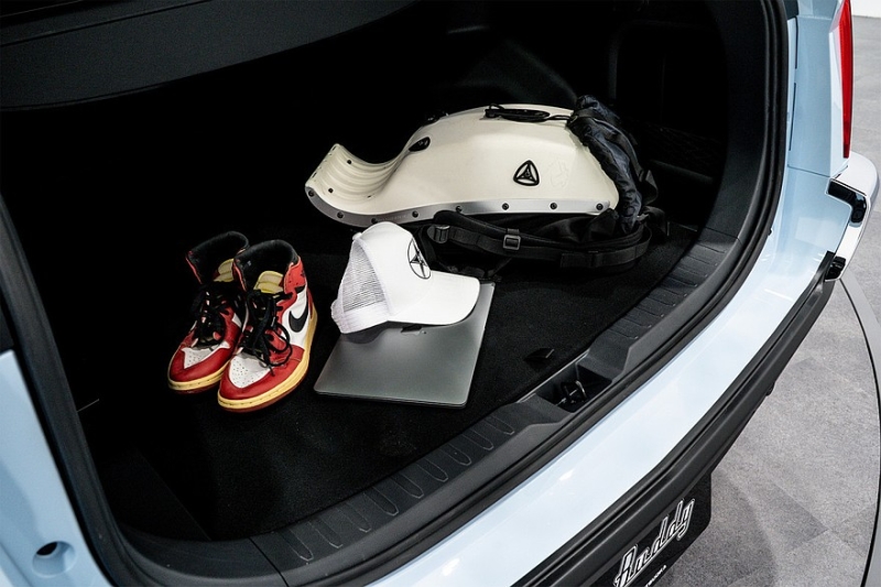 Крутой Mitsuoka Buddy на базе предыдущего Toyota RAV4 вернулся в улучшенной комплектации