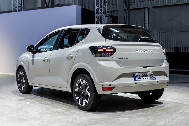 Рестайлинговые Dacia Logan, Sandero и Jogger стали богаче и получили новую технику