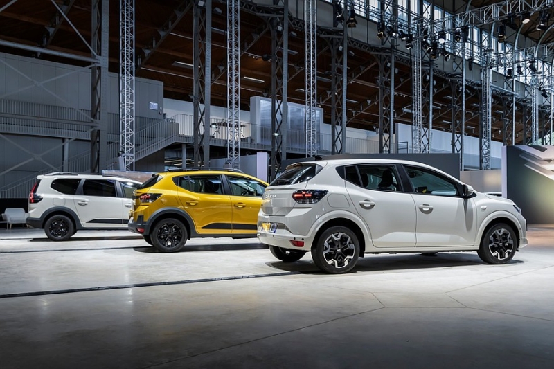 Рестайлинговые Dacia Logan, Sandero и Jogger стали богаче и получили новую технику