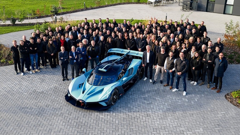 Bugatti завершила производство суперкара Bolide с легендарным мотором W16