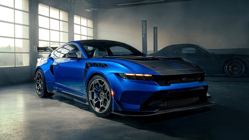 Компания Ford представит в январе новый спорткар — возможно, преемника Ford GT