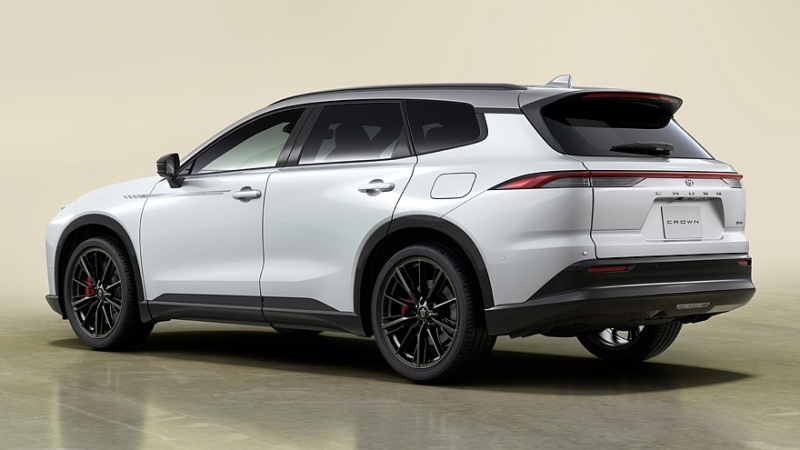 Кроссовер Toyota Crown Estate получил юбилейную спецверсию