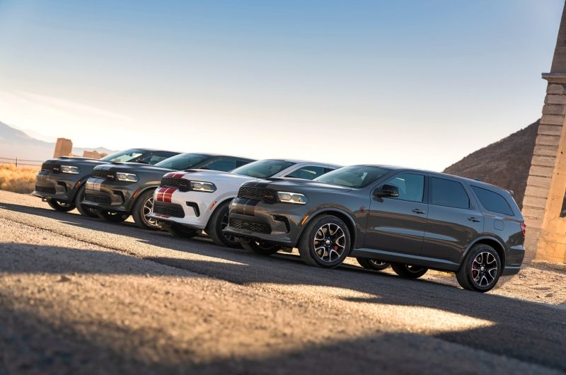 Кроссоверу Dodge Durango возвращена вся моторная гамма, включая базовый V6