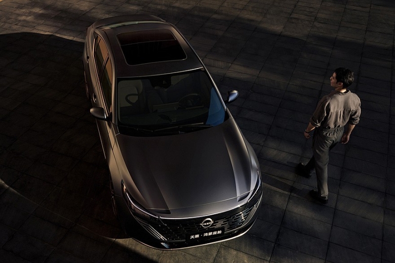 Nissan Teana выходит на рынок: новый дизайн и старые моторы