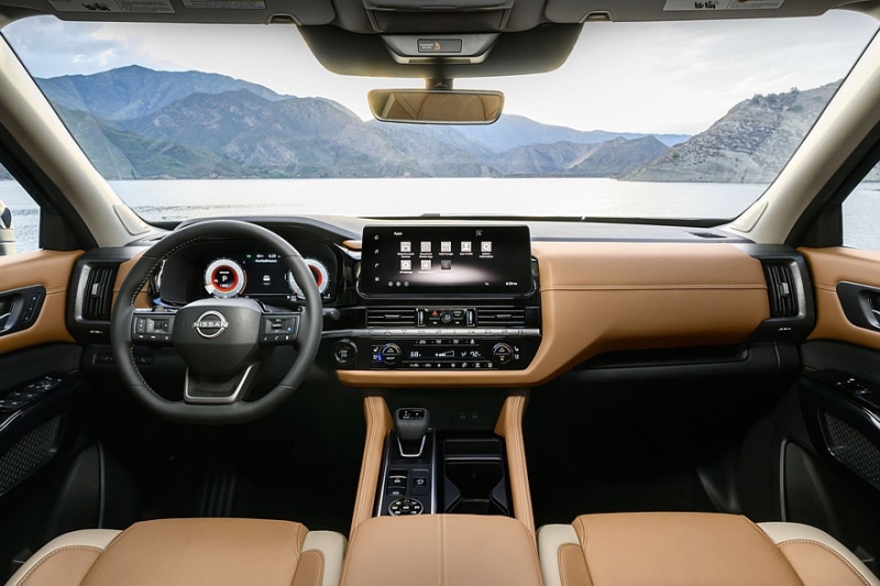 Представлен рестайлинговый Nissan Pathfinder: улучшенное оснащение и старый мотор