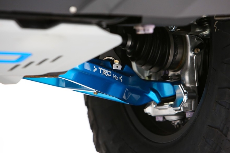 Водородный монстр Toyota Tacoma H2-Overlander: 555 л.с. и чистая вода для душа