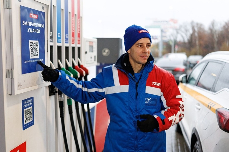 Заправиться у Димы Гордея и попытаться выиграть миллион баллов: День клиента на АЗС Teboil