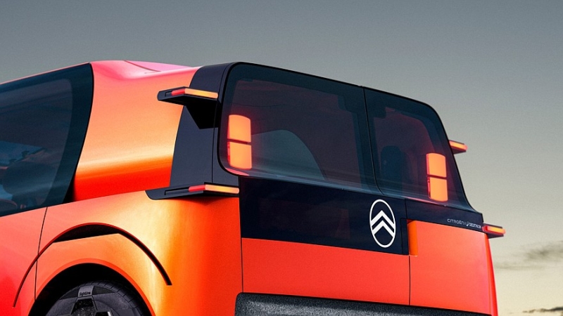 Citroen Elo: шестиместный семейный минивэн со съёмной мебелью и двумя матрасами