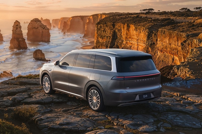 Флагманский кроссовер Leapmotor D19: засвечен интерьер
