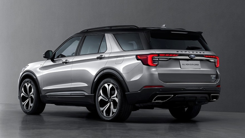 Ford Explorer для Китая: второй рестайлинг с &laquo;монобровью&raquo; и прежней техникой