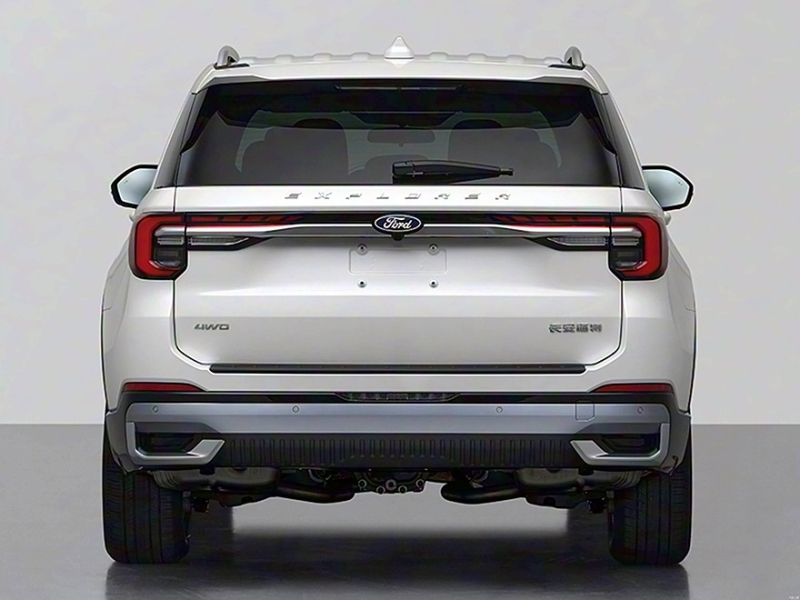 Ford Explorer для Китая: второй рестайлинг с &laquo;монобровью&raquo; и прежней техникой