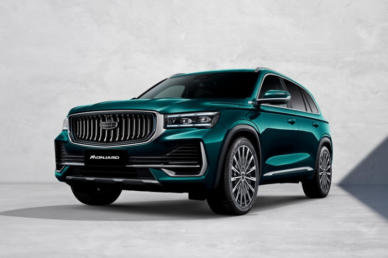 Geely Monjaro с обновлённым салоном и адаптивной подвеской в России: объявлена цена