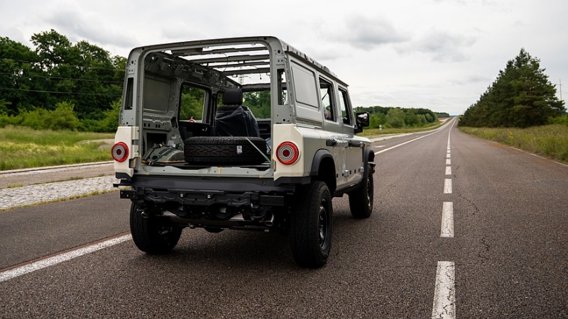 Ineos Grenadier Game Viewer готов к путешествию по саванне