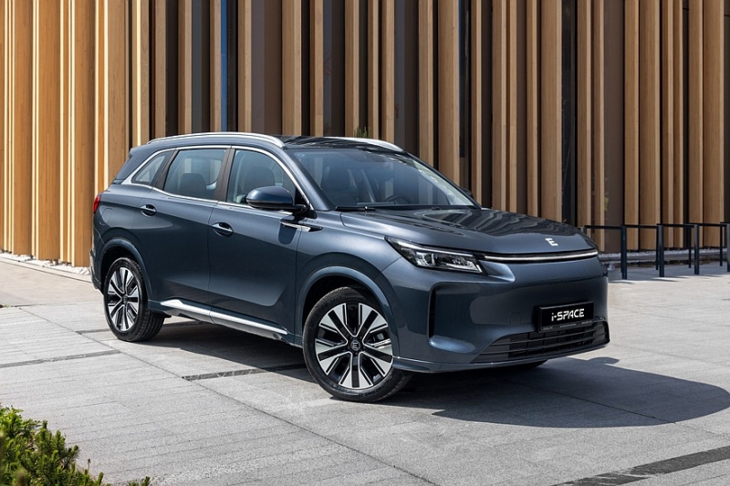 Кроссовер Evolute i-Space: скоро &ndash; с полным приводом