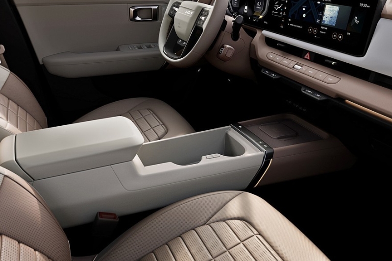 Кроссовер Kia Seltos нового поколения: больше и агрессивнее, есть гибрид и дизель