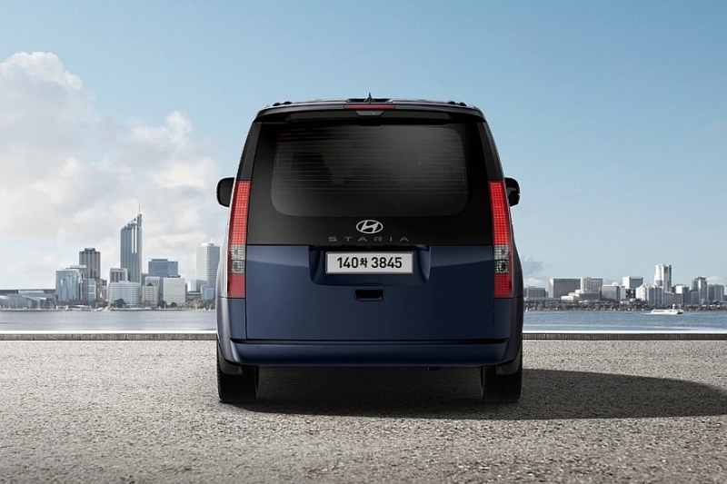 Обновлённое семейство Hyundai Staria: декор, экраны побольше и физические кнопки