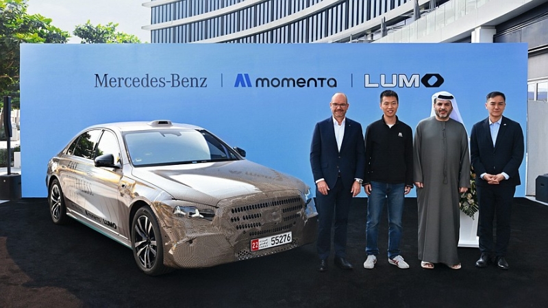 Обновлённый Mercedes-Benz S-Class показался на первых фото