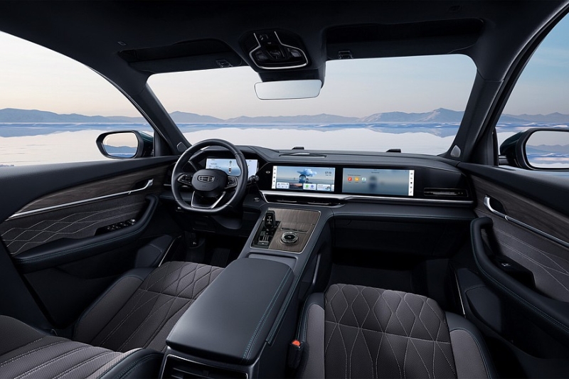 Особый Geely Monjaro для России: переделанный салон, адаптивная подвеска и кое-что ещё