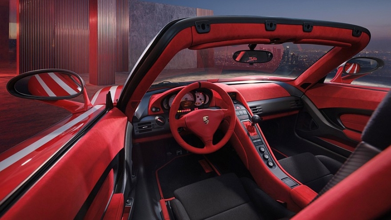Porsche «обнулила» 20-летний суперкар Carrera GT и снабдила его ле-мановской ливреей