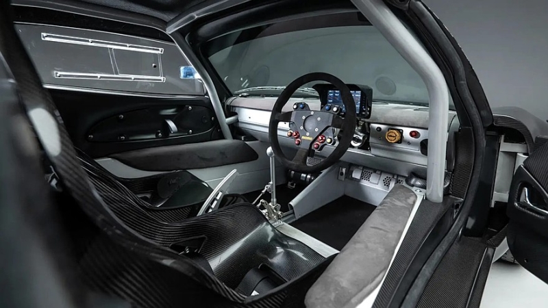 Рестомод на базе Lotus Elise от HPE SV: радикальная диета и визжащий двигатель Honda K20