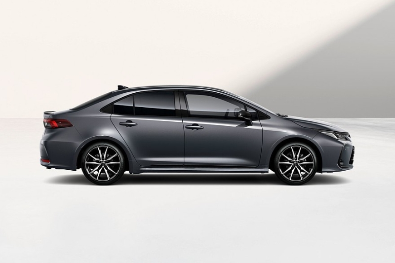 Семейство Toyota Corolla для Европы перешло в новый модельный год без рестайлинга