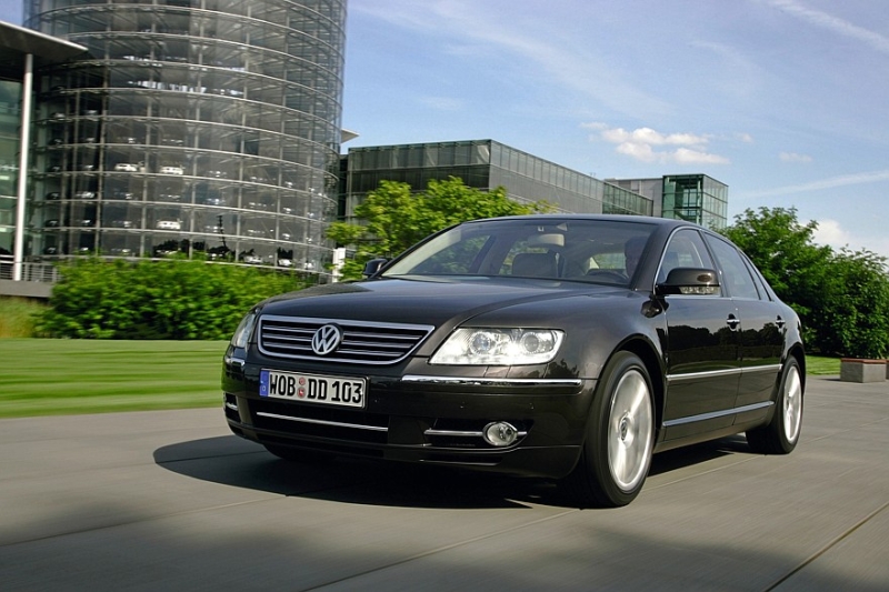 Стеклянную мануфактуру Volkswagen в Дрездене превратят в аналог центра «Сколково»