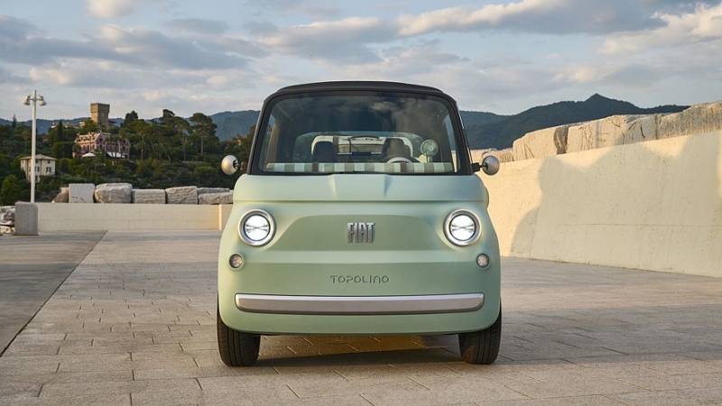 Stellantis делает ставку на самые разные сегменты: &laquo;кроха&raquo; Fiat Topolino доберётся до США