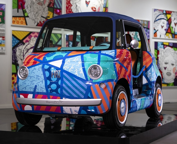 Stellantis делает ставку на самые разные сегменты: &laquo;кроха&raquo; Fiat Topolino доберётся до США