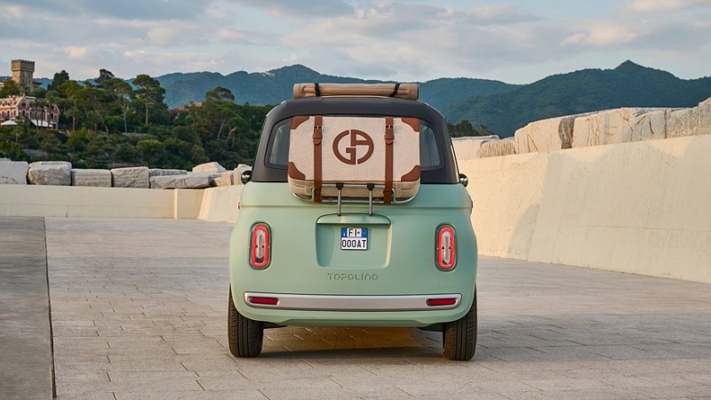 Stellantis делает ставку на самые разные сегменты: &laquo;кроха&raquo; Fiat Topolino доберётся до США